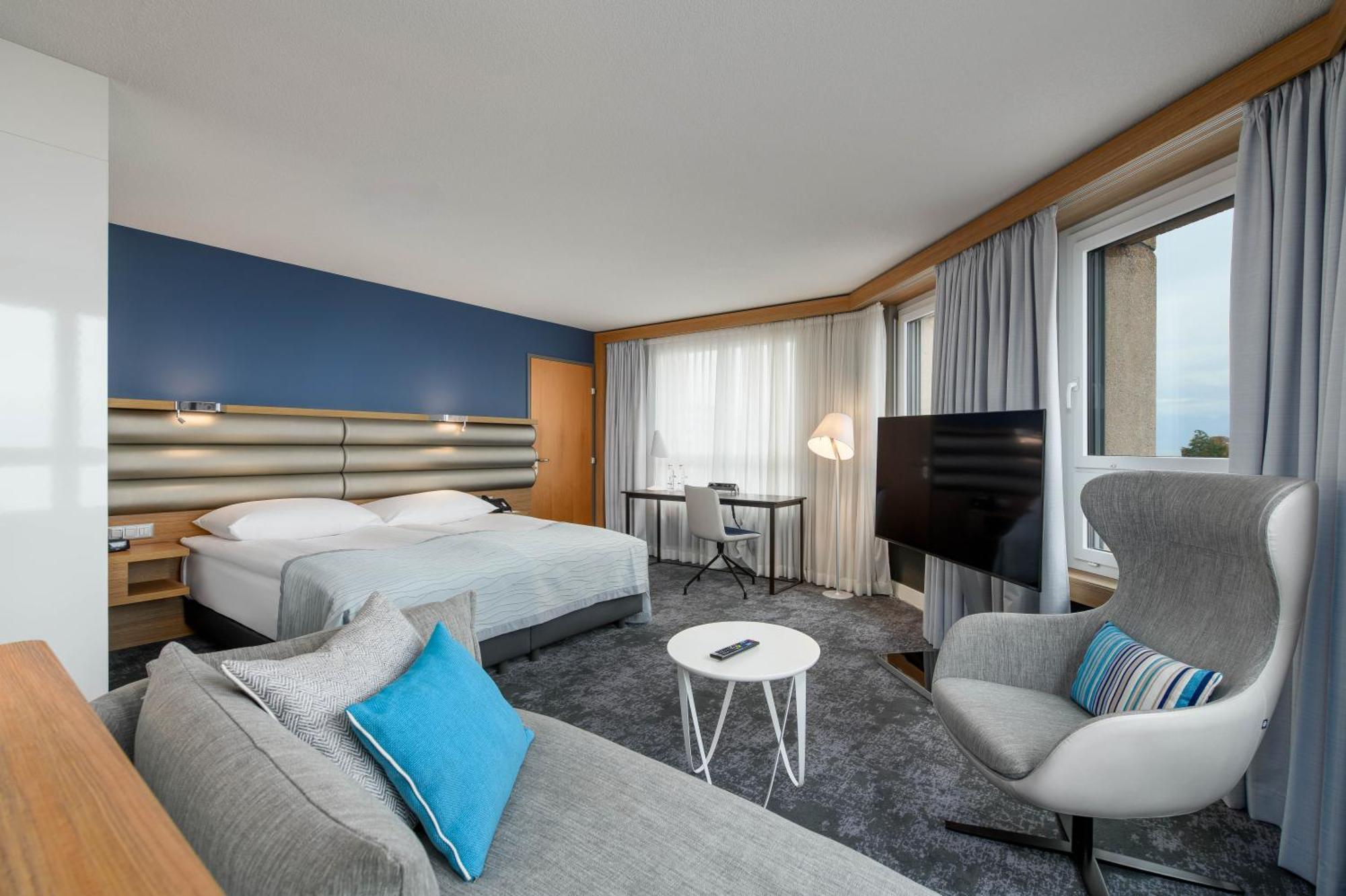 Mövenpick Hotel Lausanne Exterior foto